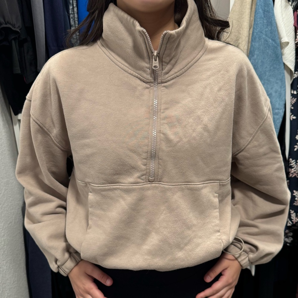 Abercrombie & Fitch cropped cinch 1/4 zip sweater